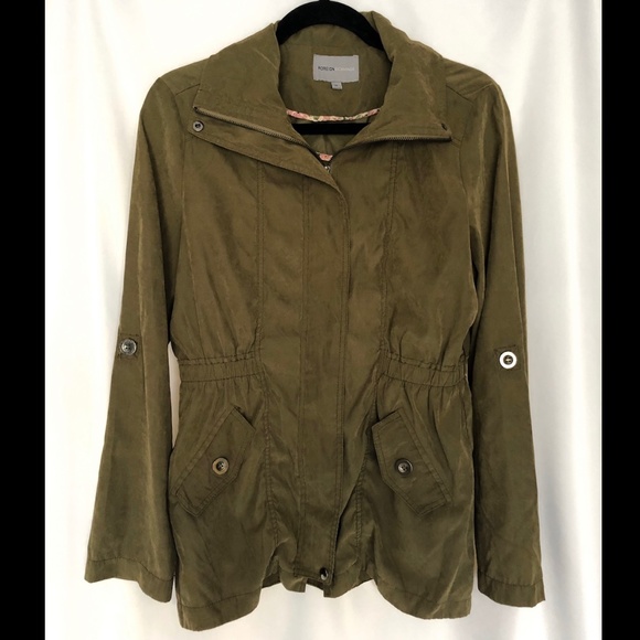 Long Green Lightweight Jacket - Picture 2 of 7